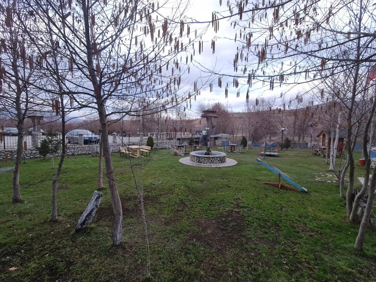 Sofra Kolonjare Agroturizem Hotel Erseke ภายนอก รูปภาพ