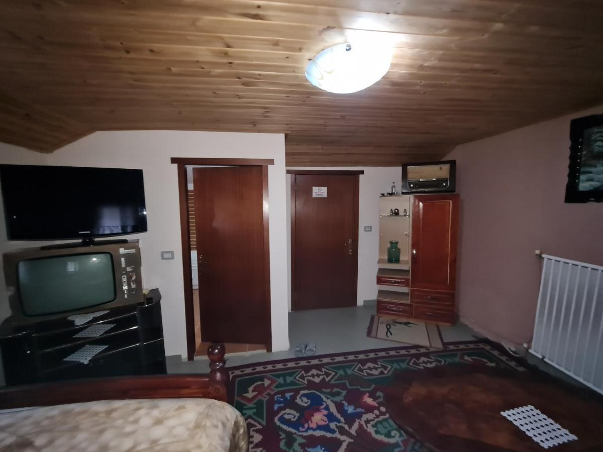 Sofra Kolonjare Agroturizem Hotel Erseke ภายนอก รูปภาพ