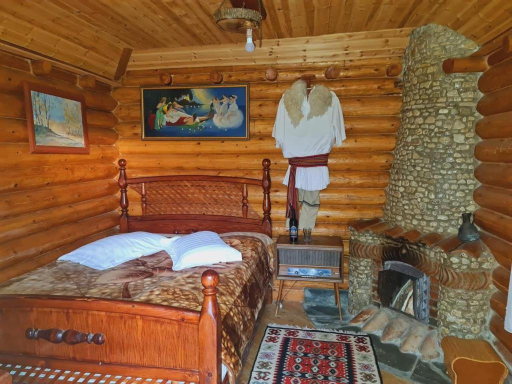 Sofra Kolonjare Agroturizem Hotel Erseke ภายนอก รูปภาพ